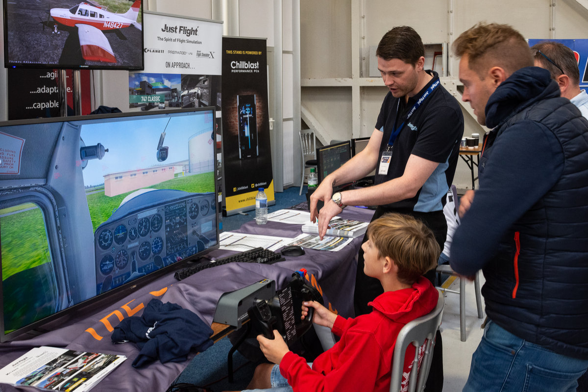 Teaching the basics of general aviation at the Just Flight stand